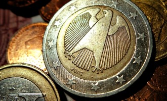 Διαψεύδει η γερμανική κυβέρνηση σχέδια για χρεοκοπία