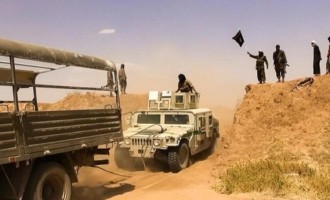 Το Ισλαμικό Κράτος χτίζει τάφρο και οχυρώματα γύρω από τη Μοσούλη