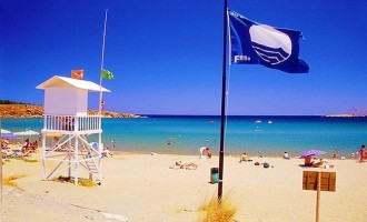 Δείτε τις 395 παραλίες με «Γαλάζια Σημαία» για το 2015