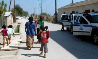 Ρομά έδειραν άγρια γονείς ανήλικων αθλητών ομάδας στη Χαλκηδόνα