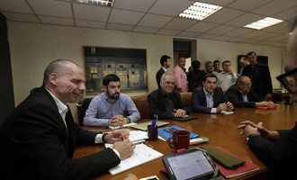Ποια ζητήματα έθεσε ο Βαρουφάκης στη κρίσιμη σύσκεψη με Τσίπρα (φωτογραφία)