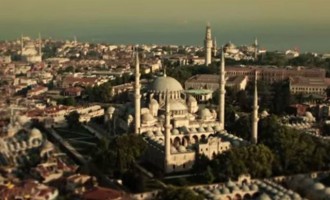Πρόκληση: Έκαναν τζαμί την Αγία Σοφία σε προεκλογική φιέστα του Ερντογάν (βίντεο)