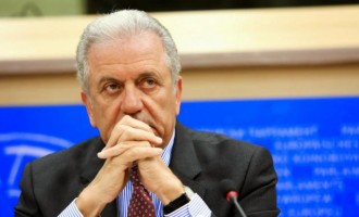 Αβραμόπουλος: Η Ευρώπη θα απαντήσει ουσιαστικά στην τρομοκρατία