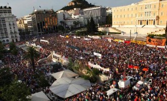 Διαδήλωση στο Σύνταγμα υπέρ του ΣΥΡΙΖΑ