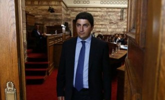 Kαταγγελίες Αυγενάκη για ύπαρξη υπουργού με offshore στην Κύπρο