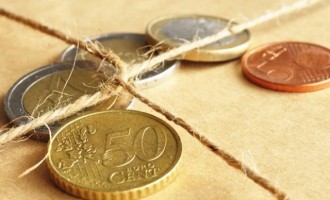 Handelsblatt: Σχέδιο για διπλό δάνειο 80 δισ. ευρώ προς την Ελλάδα