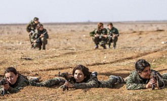 Αυτές είναι οι Κούρδισσες αντάρτισσες που πολεμούν το Ισλαμικό Κράτος (φωτογραφίες)