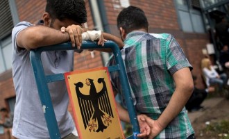DW: Η Γερμανία ανοίγει την πόρτα στους Σύρους πρόσφυγες