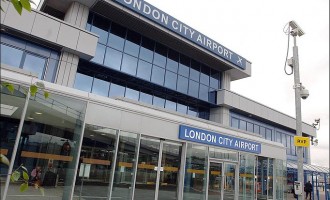 Οι Αμερικανοί πωλούν το αεροδρόμιο του Λονδίνου που αγόρασαν από Ιρλανδούς
