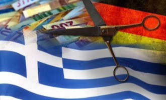 Die Zeit: Η Μέρκελ θα υποκύψει στο ΔΝΤ για “κούρεμα” του ελληνικού χρέους