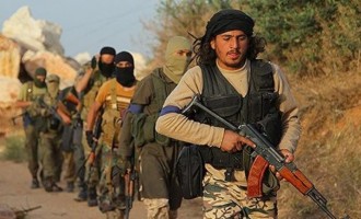 Οι Βρετανοί λένε ότι οι σύμμαχοι της Αλ Κάιντα στη Συρία είναι “μετριοπαθείς”