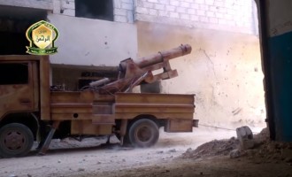 Δείτε το αυτοσχέδιο ολμοβόλο των τζιχαντιστών που βομβαρδίζει τη Δαμασκό (βίντεο)