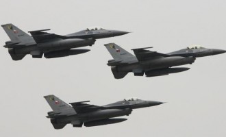 Για πρώτη φορά τουρκικά πολεμικά αεροσκάφη πολεμούν το Ισλαμικό Κράτος