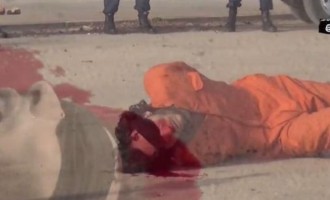 Το Ισλαμικό Κράτος εκτελεί “κατασκόπους” και “συνεργάτες” των εχθρών του (φωτο)