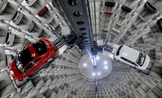 Σκάνδαλο VW: Από κατήγορος του Τσίπρα στο εδώλιο του κατηγορουμένου η Γερμανία