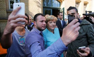 Το 57% των Γερμανών διαφωνεί με την πολιτική της Μέρκελ στο προσφυγικό