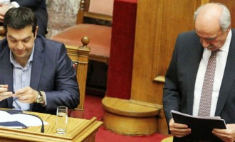 Νέα σύγκρουση μεταξύ ΣΥΡΙΖΑ – ΝΔ για τον τηλεοπτικό χρόνο – Συμφωνούν στο ντιμπέιτ