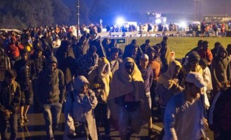 Γιατί τώρα εκατοντάδες χιλιάδες πρόσφυγες “χύνονται” στην Ευρώπη;