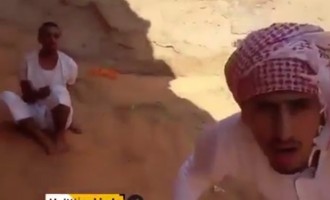 ΒΙΝΤΕΟ – ΣΟΚ! Σαουδάραβας ορκίζεται πίστη στο ISIS και σκοτώνει τον ξάδελφό του!