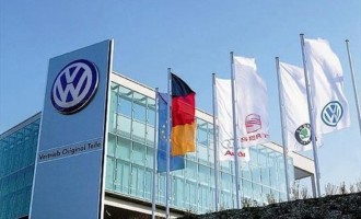 Η Γαλλία ξεκινά ελέγχους σε όλες τις μάρκες αυτοκινήτων λόγω της Volkswagen