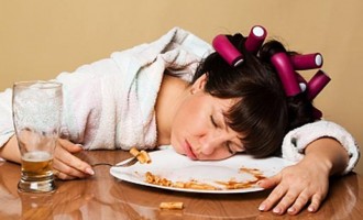 Τι να τρώτε πριν τον ύπνο για να χάσετε κιλά