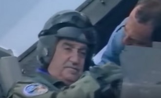 Πριν τον Αλέξη ο επίτιμος – Όταν ο Μητσοτάκης πέταγε με F-16! (βίντεο)