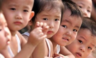 Θα γεμίσει Κινέζους ο πλανήτης – Η Κίνα επέτρεψε τη γέννηση και 2ου παιδιού
