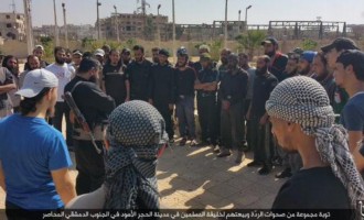 Δεκάδες “μετριοπαθείς αντάρτες” εντάχθηκαν στο Ισλαμικό Κράτος (φωτο)