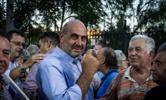 Ο Βουλγαράκης βγαίνει μπροστά στη μάχη για την Αθήνα
