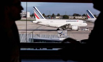 Μειώθηκαν οι αεροπορικές κρατήσεις για το Παρίσι κατά 27%