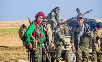 Η Τουρκία χτύπησε με βαριά πυρά τους Κούρδους συμμάχους του Ομπάμα
