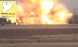 Εντυπωσιακό βίντεο – Οι Κούρδοι ανατινάζουν φορτηγό βόμβα ενώ τρέχει καταπάνω τους!