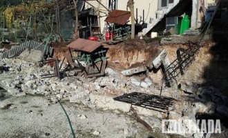 Δύο νεκρές γυναίκες από τον σεισμό στη Λευκάδα – Φωτογραφίες σοκ