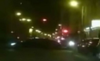 Οδηγός καταγράφει με το κινητό του τζιχαντιστές να εκτελούν εκ ψυχρώ πολίτες στο Παρίσι (βίντεο)