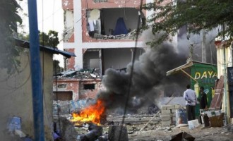 Τζιχαντιστές επιτέθηκαν σε ξενοδοχείο στο Μογκαντίσου (φωτο)