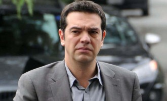 Τσίπρας: Στον εισαγγελέα usb με χιλιάδες Έλληνες φοροφυγάδες
