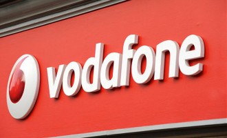 Συνεχίζει τις επενδύσεις της στην Ελλάδα η Vodafone