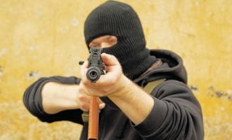 Με 300 έως 500 ευρώ αγοράζουν οι τρομοκράτες τα καλάζνικοφ από τα Βαλκάνια