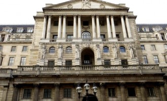 Ελάφρυνση του ελληνικού χρέους ζητάει η Τράπεζα της Αγγλίας