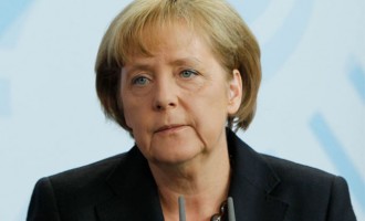 Η Μέρκελ στο στόχαστρο των εταίρων για την πολιτική της στο προσφυγικό