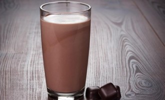 Νέος φόρος στα γάλατα – Το σοκολατούχο πάει στο 23% ΦΠΑ