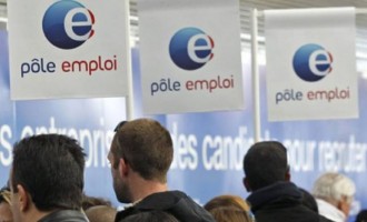 Σε δύσκολη θέση ο Ολάντ – Πάνω από 3,5 εκατ. οι άνεργοι στη Γαλλία