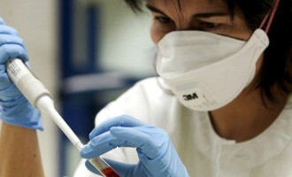 ΚΕΕΛΠΝΟ: Πώς καταλαβαίνουμε ότι έχουμε γρίπη – Ποιοι οι τρόποι πρόληψης