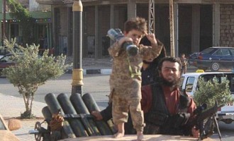 Το Ισλαμικό Κράτος απήγαγε 600 παιδιά – Τα χρησιμοποιεί σαν βομβιστές αυτοκτονίας
