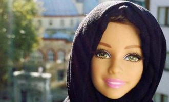 Αυτή είναι η μουσουλμάνα Barbie που διχάζει τους μουσουλμάνους