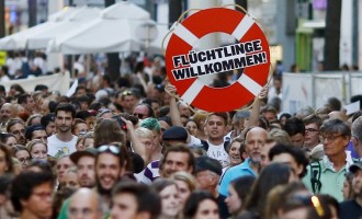 DW: Διαφωνεί η Γερμανία με την αυστριακή “ανταρσία” για το προσφυγικό
