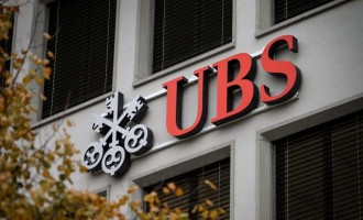 Στο “σκαμνί” η ελβετική τράπεζα UBS για φορολογική απάτη και ξέπλυμα χρήματος