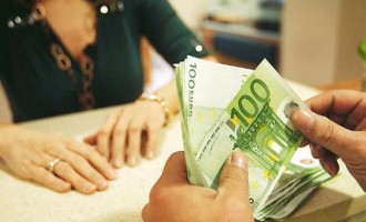 Ψηφίστε Μητσοτάκη για ακόμα ΧΕΙΡΟΤΕΡΑ: «Πλήρωνα δόση δανείου 1.088 ευρώ και πήγε στα 1.500 ευρώ»