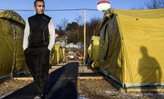 Η Ελλάδα μετατρέπεται σε ένα απέραντο προσφυγικό στρατόπεδο