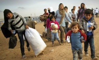 Χιλιάδες κάτοικοι της Μοσούλης του Ιράκ αναμένεται να γίνουν πρόσφυγες